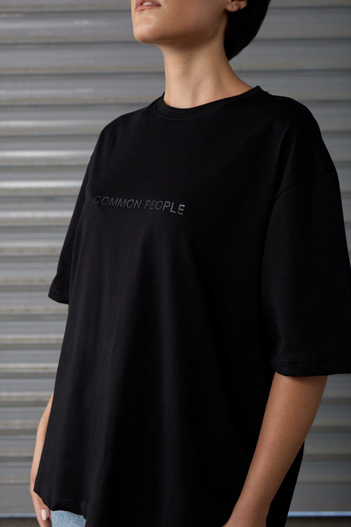 Monochrome- Black - Oversized T-shirt
