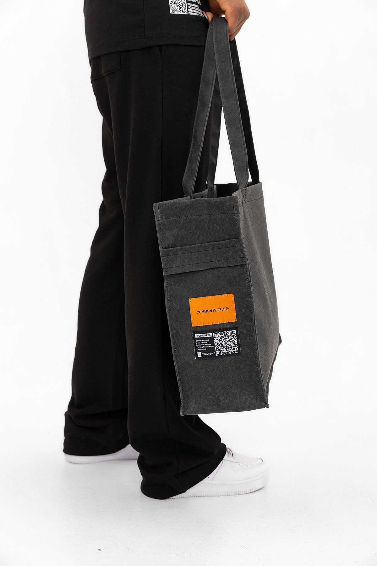 Nomad - Large Size -  Waxed Canvas - Black Bag