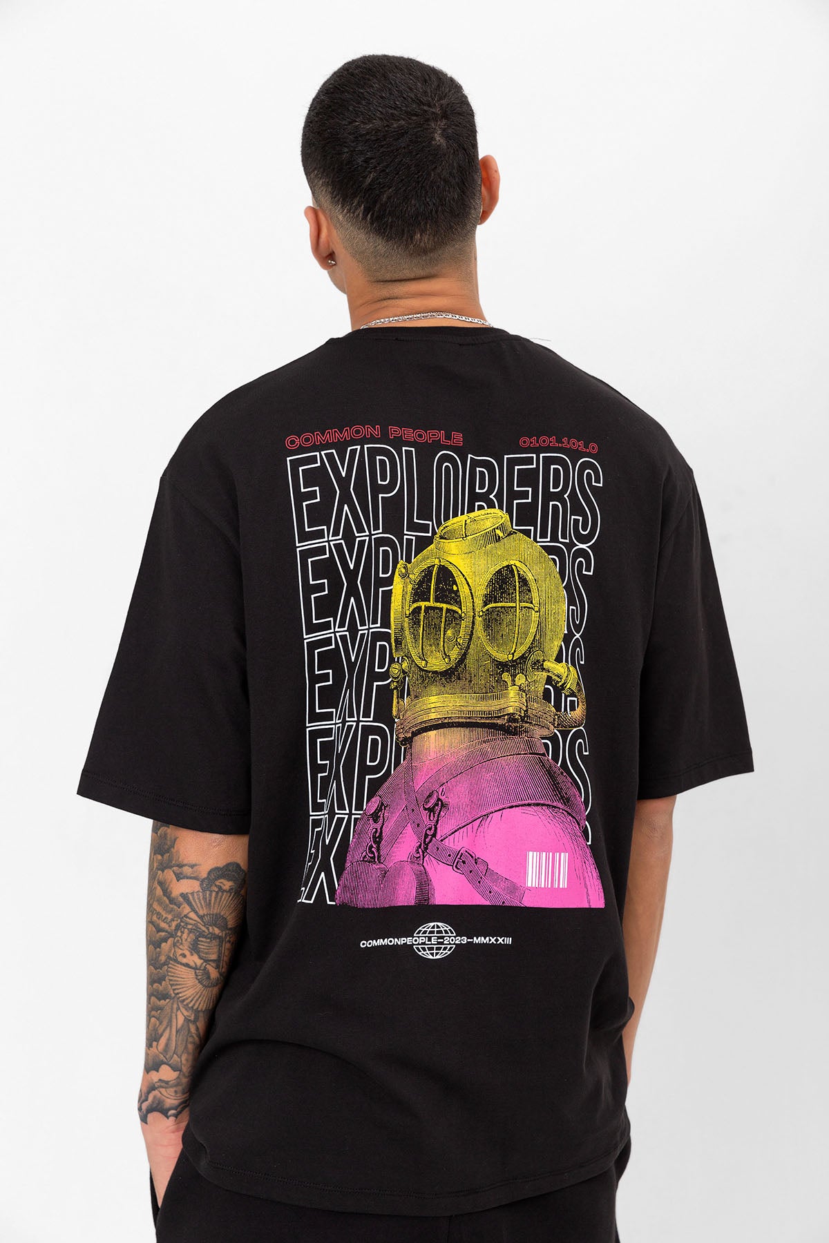 Explorers Black Oversized T-shirt