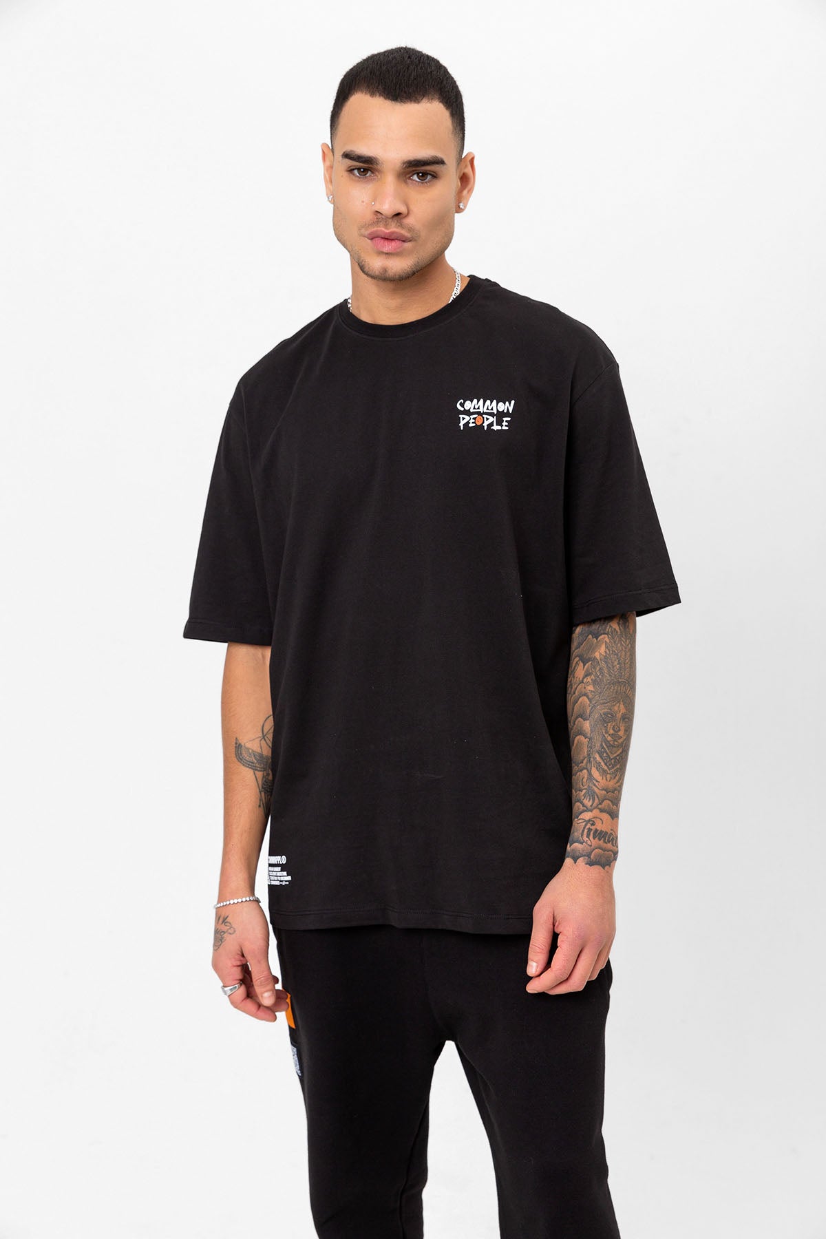 Logo Black Oversized T-shirt 2.0 – Common People