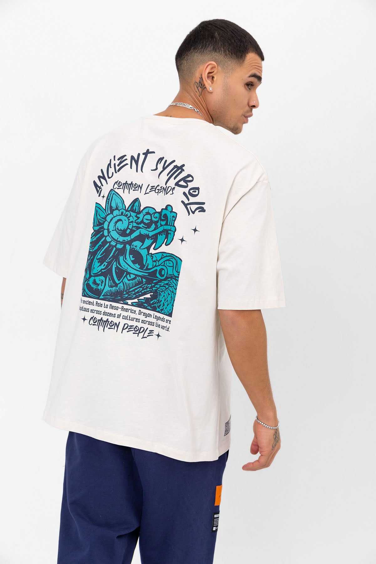 Tryk ned momentum Jonglere Ancient Off-White Oversized T-shirt – Common People